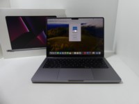 Apple MacBook Pro Space Gray MacOS Sonoma M2 Pro - 10 Core CPU 16GB RAM 512GB SSD gebraucht