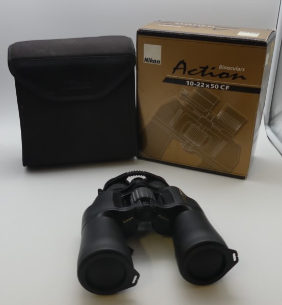 Nikon Action ZOOM Binoculars 10-22x50 CF, Fernglas gebraucht
