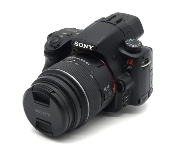 Sony Alpha SLT-A37 ink. Sony DT 18-55 mm, Spiegelreflexkamera, gebraucht