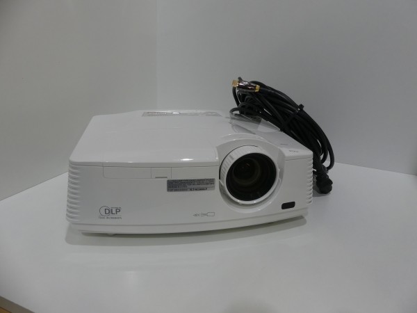 Mitsubishi HC3200 Full-HD Beamer 1.100 ANSI-Lumen, gebraucht Artikel