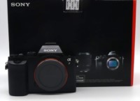 Sony Alpha 7 ILCE-7K, aus FE 28-70mm F3.5-5.6OSS Zoom Lens Kit, gebraucht, nur Kamera