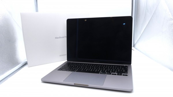 Apple Macbook pro 13-inch, 2020, 2TB, silber grau, gebraucht